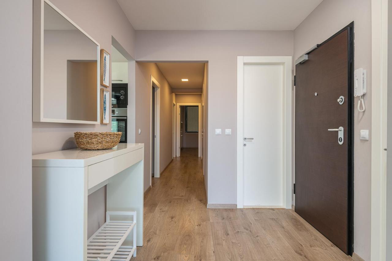 Hill Penthouse Apartment Zrnovo
